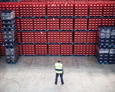 Coca-Cola European Partners renova contrato de cinco anos com a CHEP para o serviço de paletes de pool