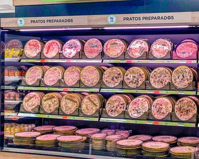 Mercadona incorpora plástico reciclado para melhorar embalagens de pizza