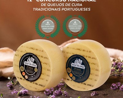 Queijos Prato Curado Ilha Azul, Capelinhos e São Jorge DOP premidos com medalhas de ouro e prata