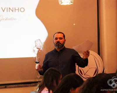 Vila Real recebe workshop dedicado aos vinhos espumantes